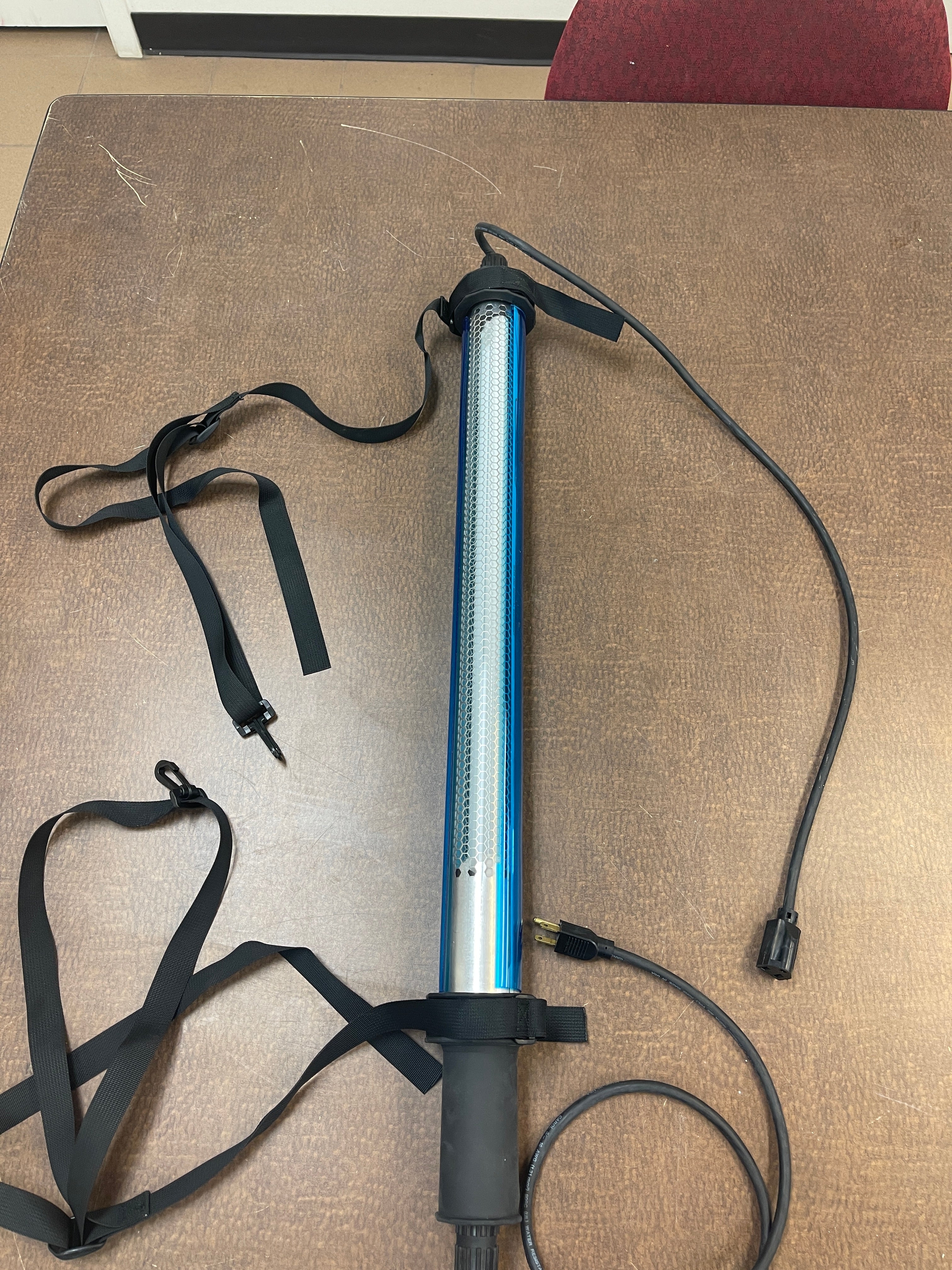 米軍放出品　JAMESON CAGE 06967 Stringable Fluorescent General Purpose Light, 50 Watt